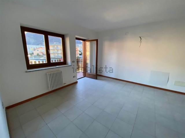 Appartamento in vendita a Verres, Aosta