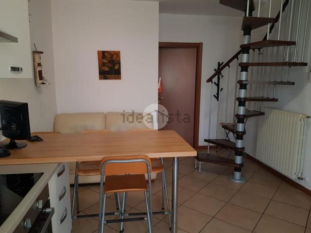 Appartamento in vendita a Isola Rosa, Trezzano Sul Naviglio