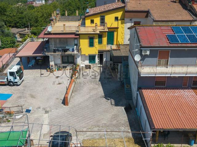 Appartamento in vendita a Sava, Baronissi