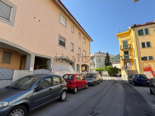 Appartamento in vendita a Saragnano, Baronissi
