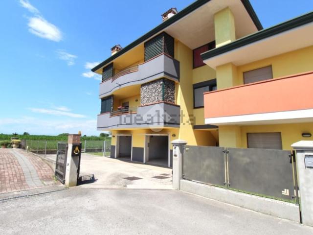 Appartamento in vendita a Gorgo, Latisana