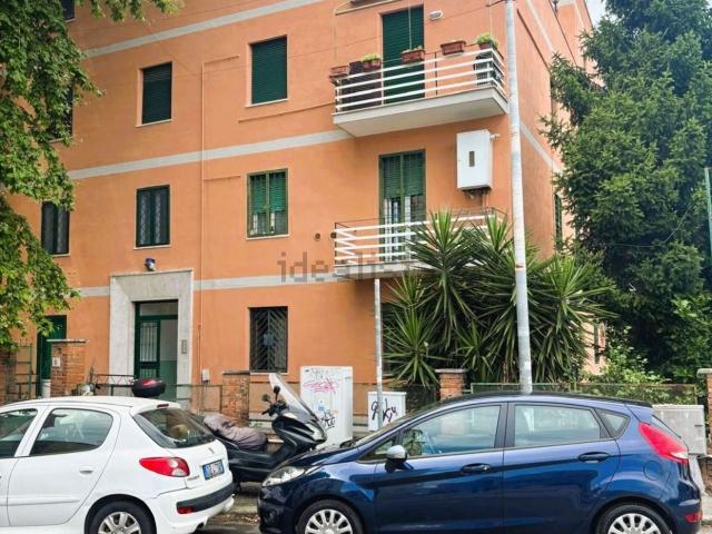Appartamento in vendita a Municipio Roma VII, Roma Capitale