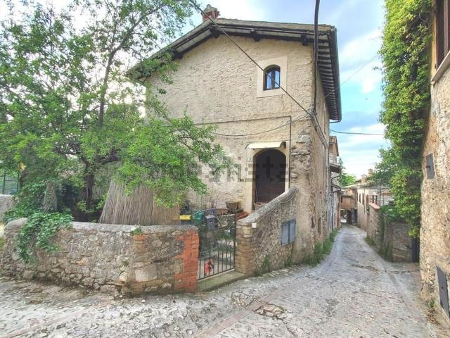 Appartamento in vendita a Spoleto, Umbria