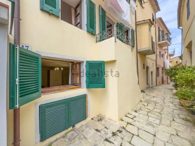 Appartamento in vendita a Marciana, Toscana