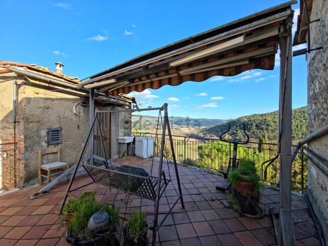 Attico in vendita a Monticiano, Toscana
