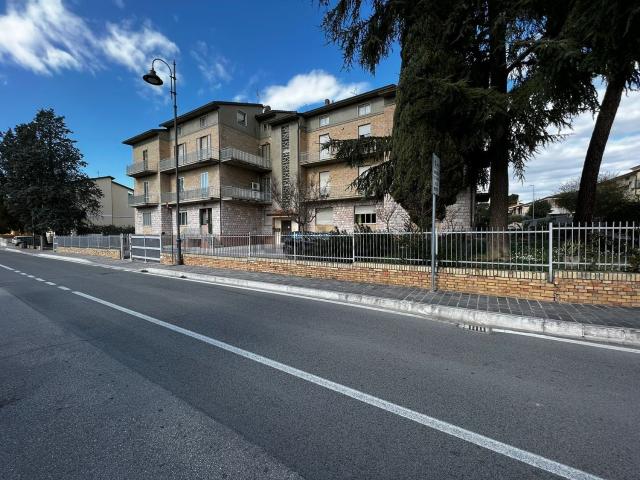 Appartamento in vendita a Assisi, Umbria