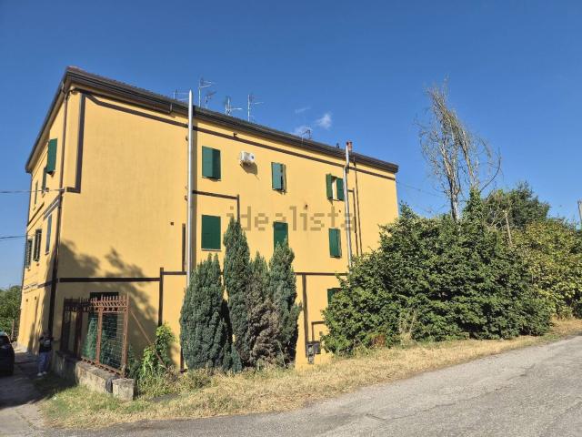 Appartamento in vendita a Ferrara, Reggio Emilia