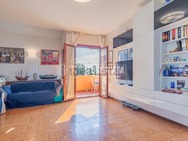Appartamento in vendita a Marina di San Nicola, Roma Capitale