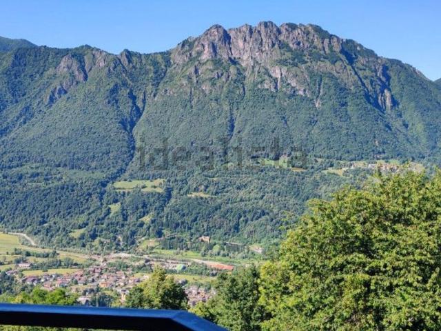 Appartamento in vendita a Casargo, Lombardia