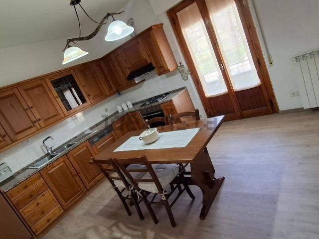 Appartamento in vendita a Talla, Toscana