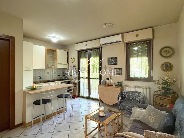 Appartamento in vendita a Mezzana, Prato
