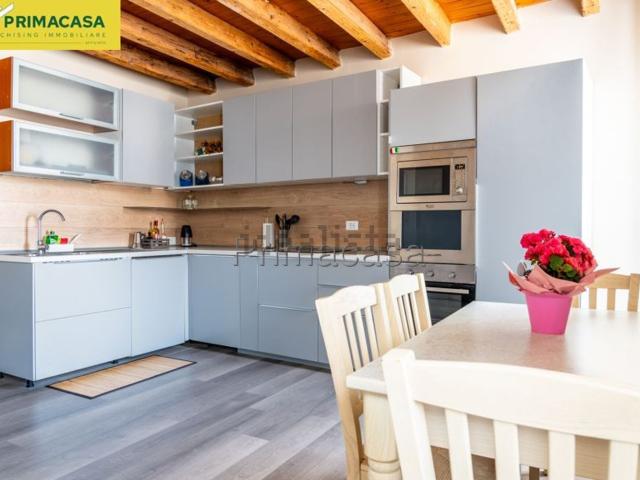 Appartamento in vendita a Comunità Montana Parco Alto Garda bresciano, Gargnano
