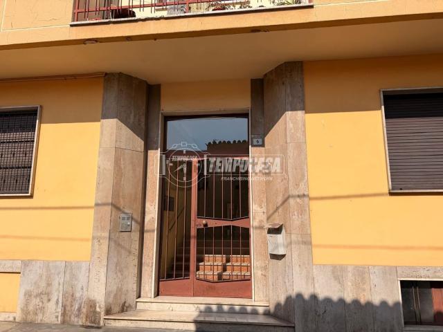 Appartamento in vendita a Tromello, Lombardia