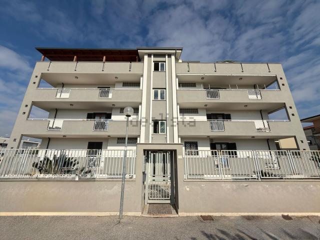 Attico in vendita a Trentola, Campania