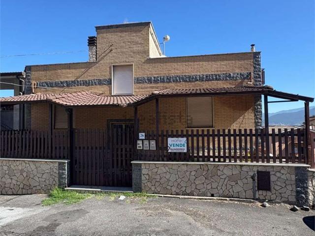 Appartamento in vendita a Sant'Angelo Romano, Roma Capitale