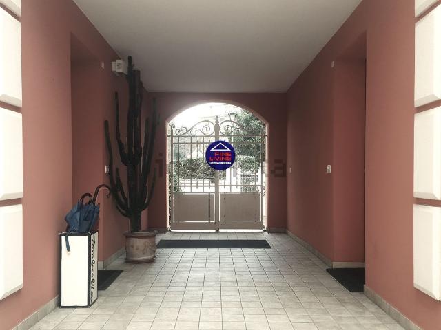 Appartamento in vendita a Pesaro, Pesaro E Urbino