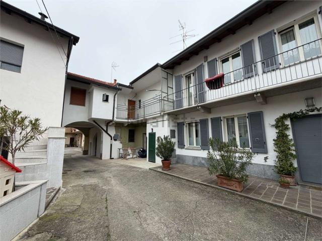 Appartamento in vendita a Piazza, Desio