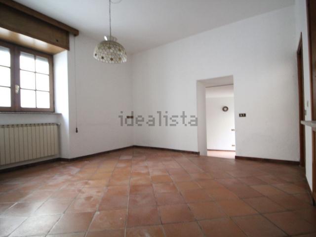 Appartamento in vendita a Golasecca, Lombardia