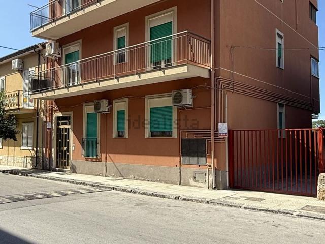 Appartamento in vendita a Oliveri, Messina