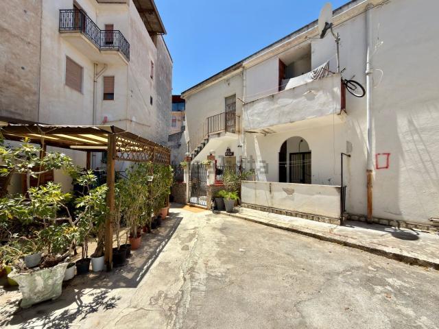 Appartamento in vendita a Partinico, Sicilia