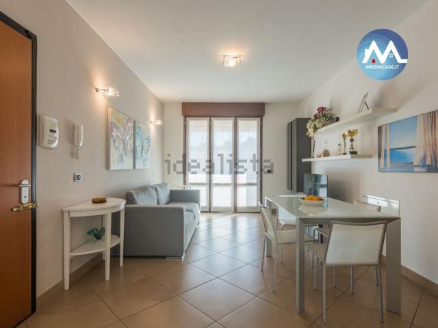 Appartamento in vendita a Pesaro, Pesaro E Urbino