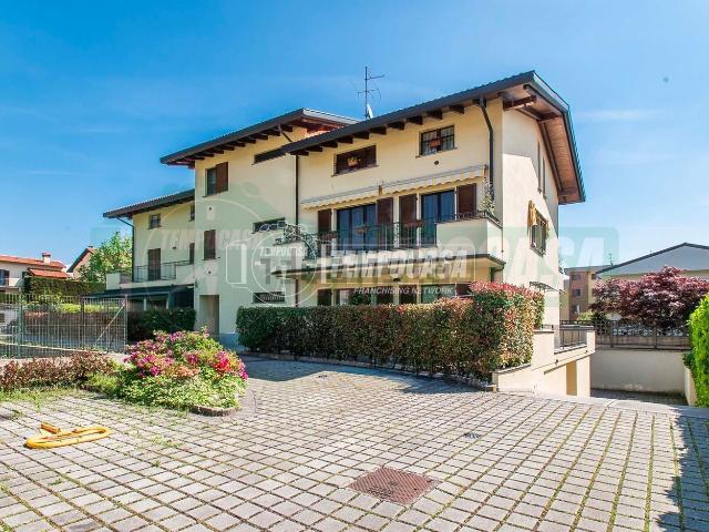 Appartamento in vendita a Turate, Como