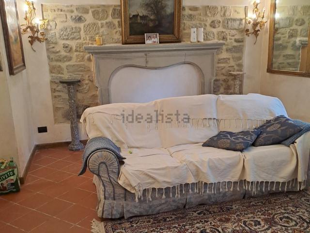 Appartamento in vendita a Pratovecchio Stia, Stia