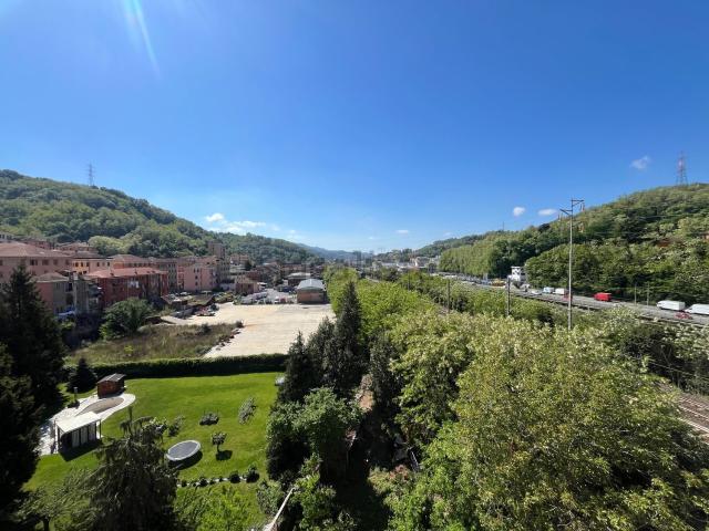 Appartamento in vendita a Val Polcevera, Serra Riccò