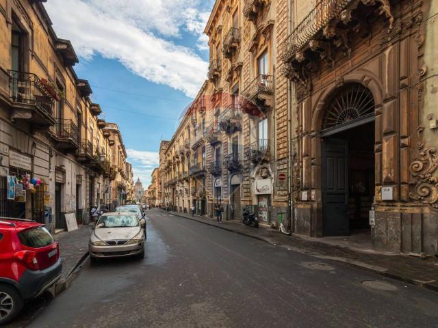 Appartamento in vendita a Centro storico, Catania