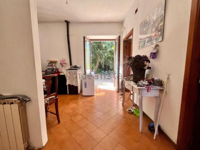 Appartamento in vendita a Chiesina Uzzanese, Toscana