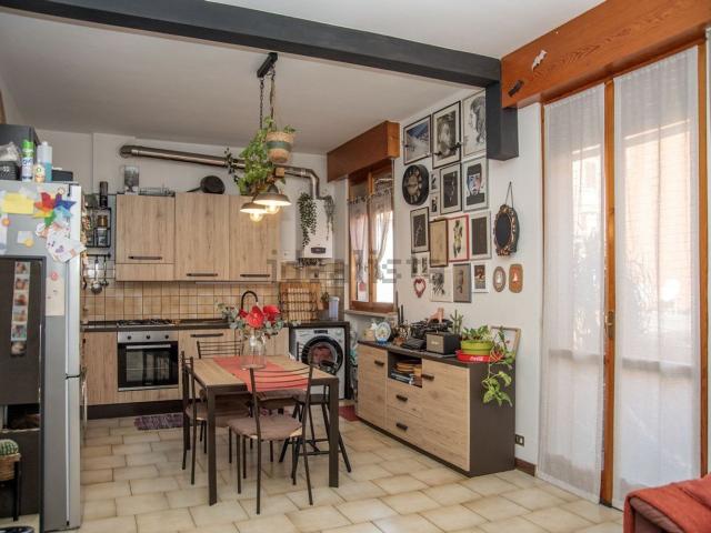 Appartamento in vendita a Sud-Est, Brenzone