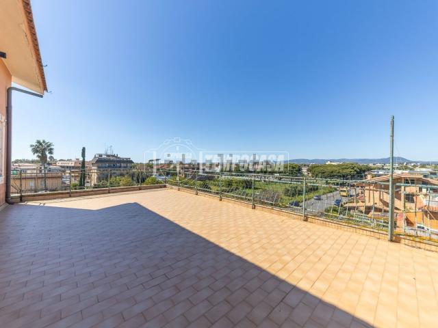 Appartamento in vendita a Piane di Vaccina, Roma Capitale