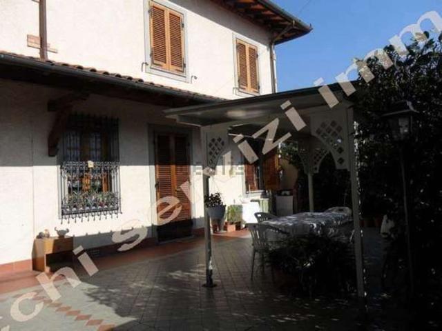 Appartamento in vendita a Roma Imperiale, Forte Dei Marmi