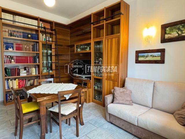 Appartamento in vendita a Vittuone, Milano