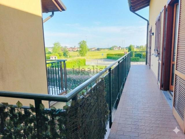 Appartamento in vendita a Pontirolo Nuovo, Lombardia