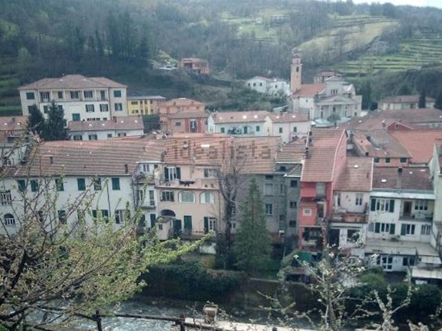 Appartamento in vendita a Varese Ligure, Liguria