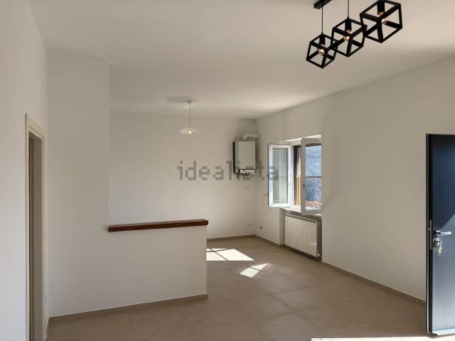 Appartamento in vendita a Sellano, Umbria