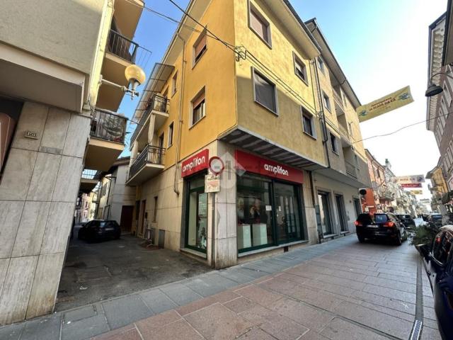Appartamento in vendita a Santhià, Vercelli