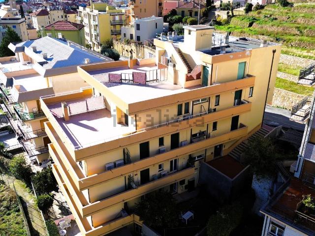 Appartamento in vendita a Spotorno, Liguria
