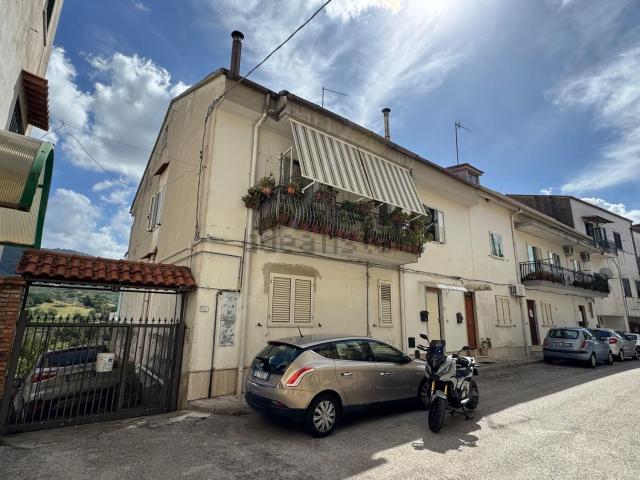 Appartamento in vendita a Battipaglia, Salerno