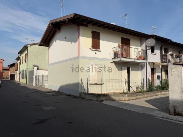 Appartamento in vendita a Castelletto, Leno