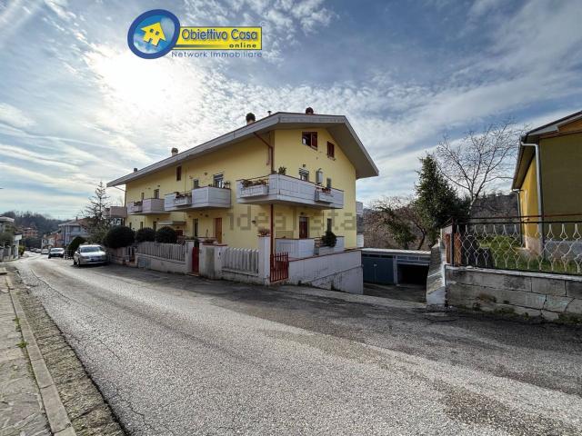 Attico in vendita a Piano della Lenta, Teramo