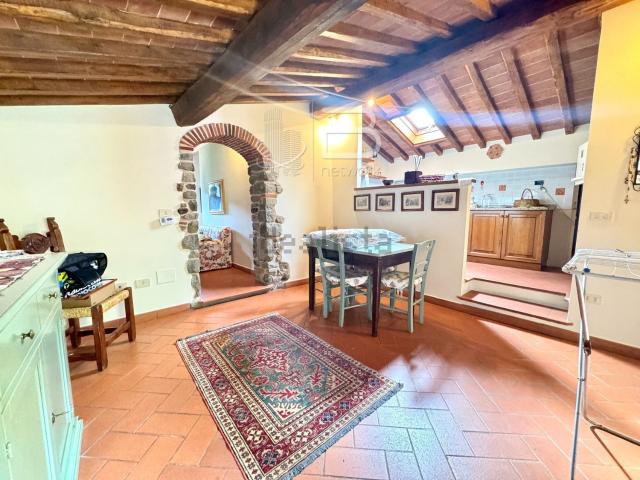 Appartamento in vendita a Massa e Cozzile, Massa E Cozzile