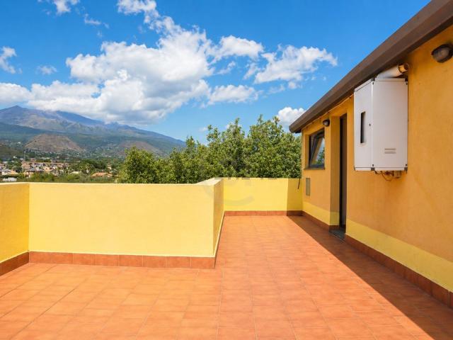 Attico in vendita a Lavina, Aci Sant'Antonio