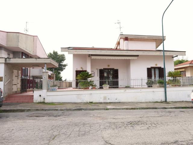Appartamento in vendita a Colle Verde, Roseto degli Abruzzi