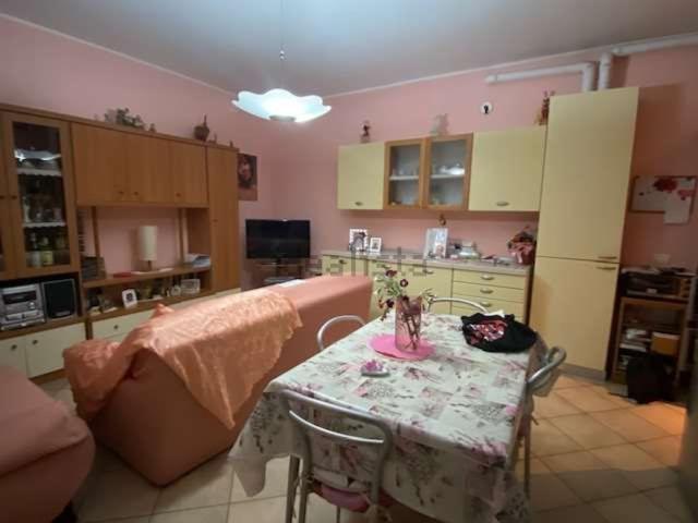 Appartamento in vendita a Baia del Re, Piacenza