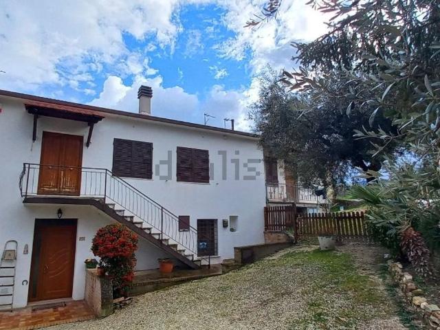 Appartamento in vendita a Castel Ritaldi, Umbria