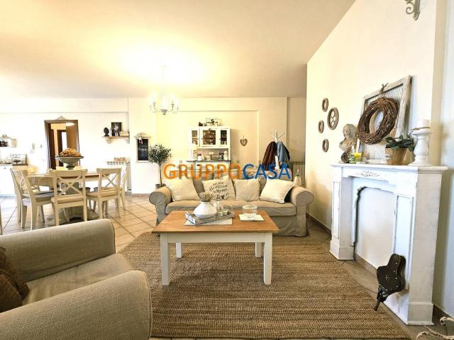 Appartamento in vendita a Uzzano E Castello, Toscana