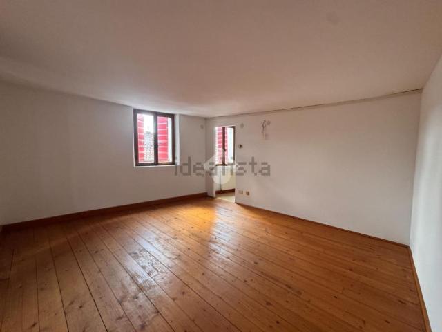 Appartamento in vendita a Feltre, Veneto