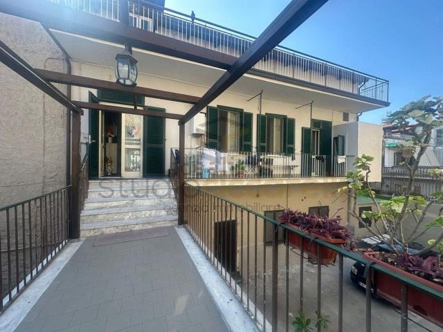 Appartamento in vendita a Giugliano In Campania, Campania